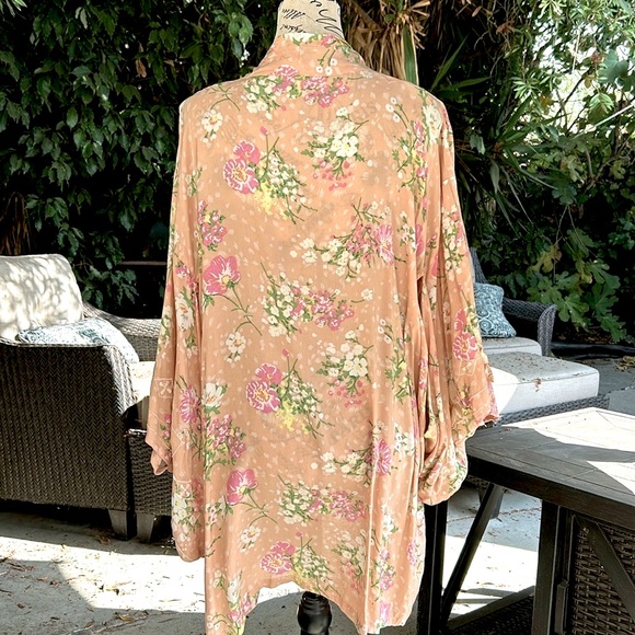 EUC Vintage Spell Sundancer Short Kimono in Blush one size - Picture 4 of 10
